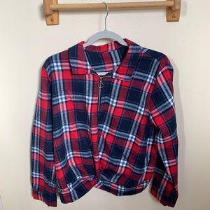 SIZE SMALL CROPPED TWIST FRONT FLANNEL